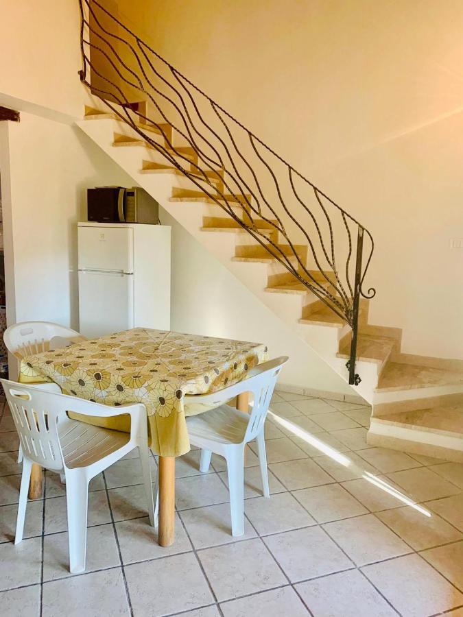Appartamento I Geranei Centro San Teodoro  Kültér fotó