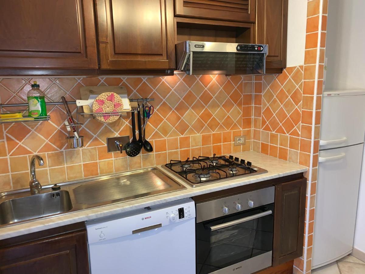 Appartamento I Geranei Centro San Teodoro  Kültér fotó