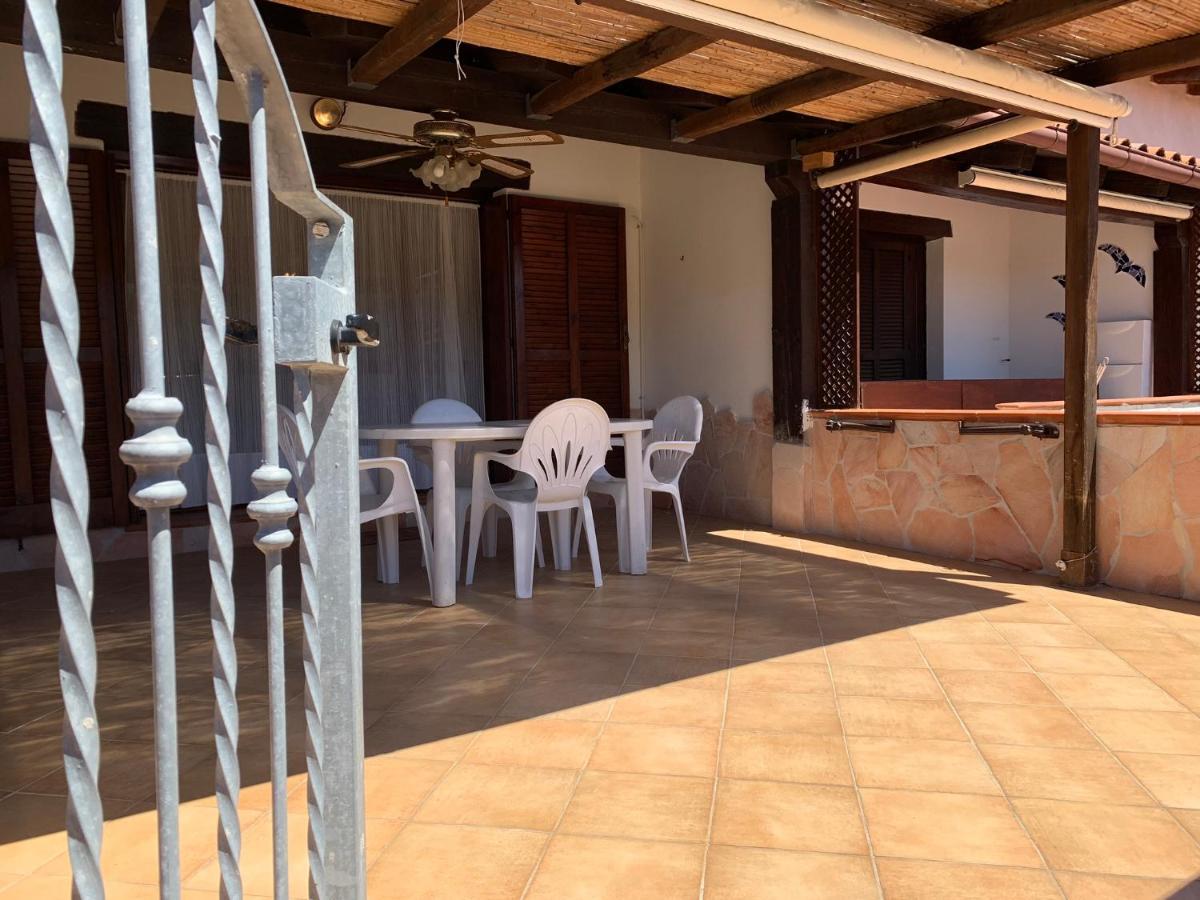 Appartamento I Geranei Centro San Teodoro  Kültér fotó